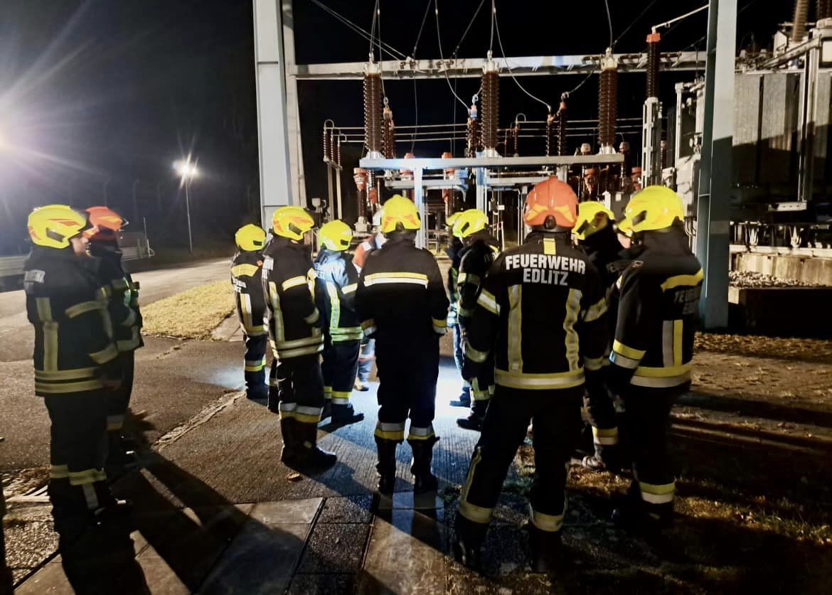 Übung im Umspannwerk der EVN Edlitz
