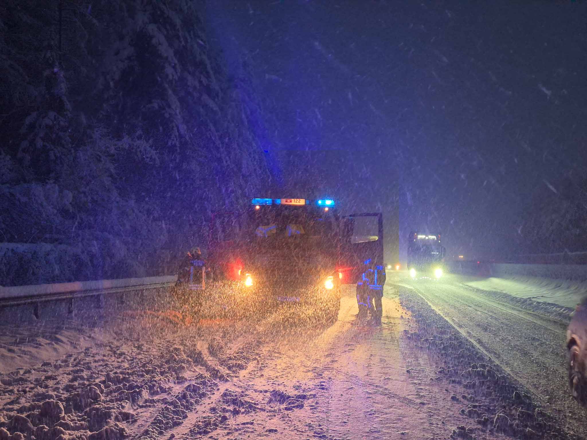 Wintereinbruch führt zu Einsatzmarathon für Edlitzer Florianis
