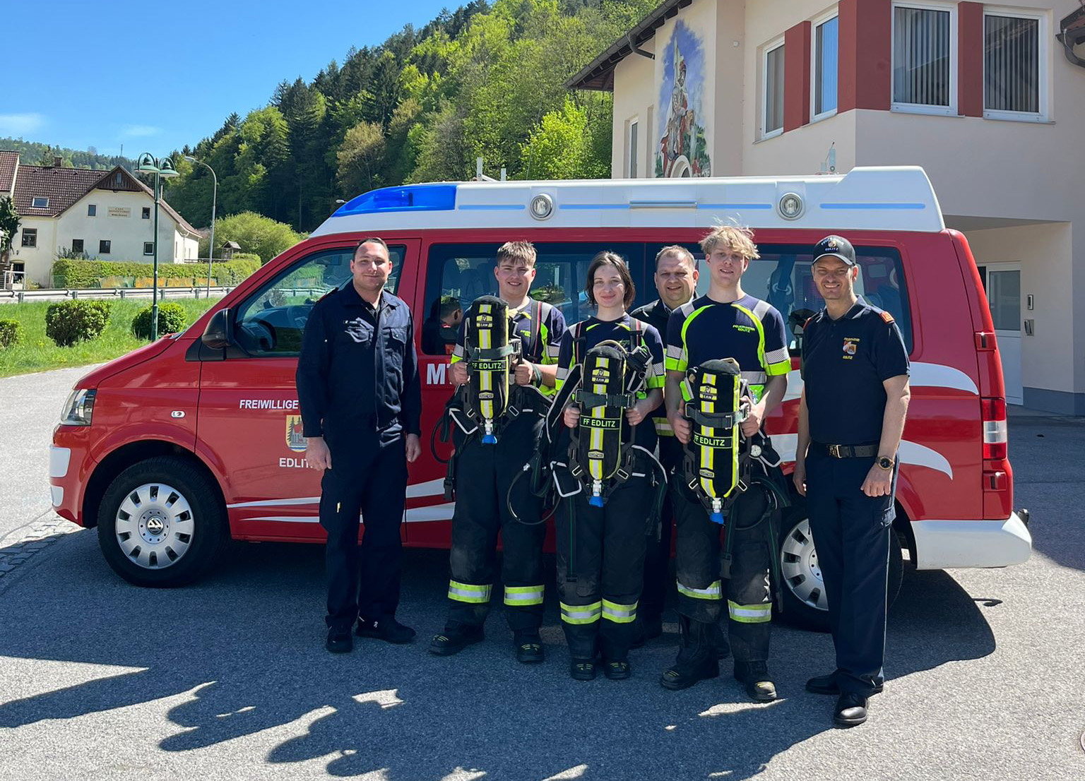 Drei neue Atemschutzträger